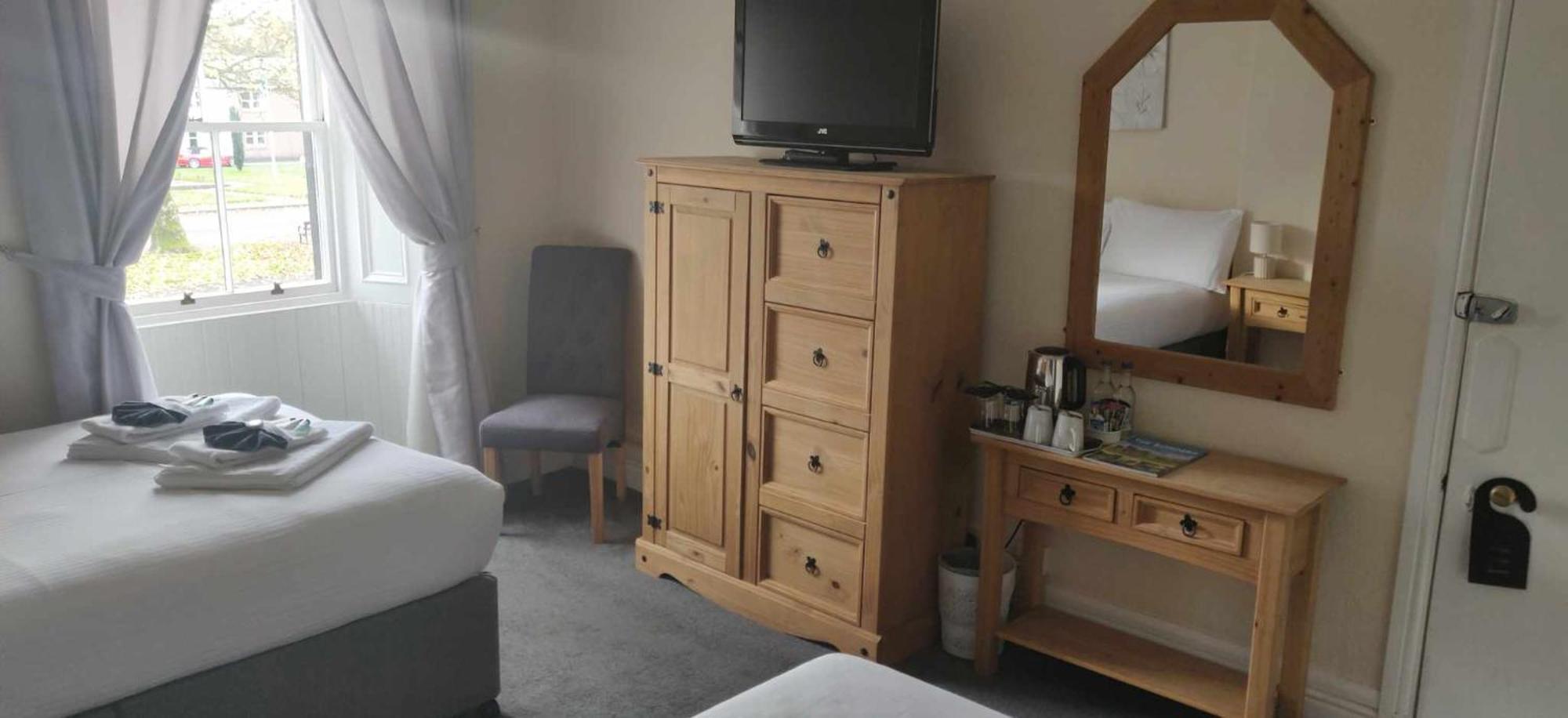 The Grapes Hotel Newcastleton ภายนอก รูปภาพ